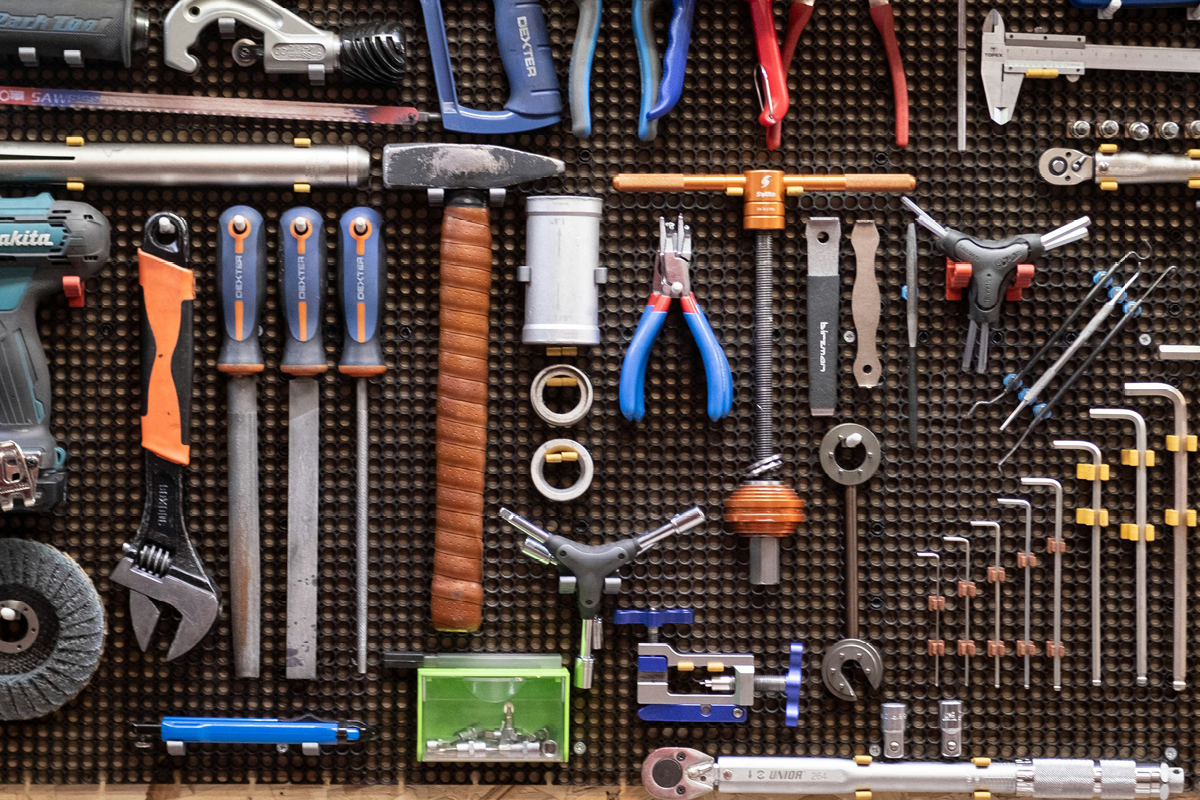 essential DIY tools, house and garden, home and garden, property, home and property, home and living, property and lifestyle, homeowner, property owner, property maintenance tips, cleaning your roof, move to surrey, move to residential, move to london, move to west sussex, move to berkshire, residential advice, property advice, guildford, woking, elmbridge, twickenham, richmond, ealing, acton, guide to surrey, move to surrey, move to publications, move to residential publications, surrey, south west london, south downs, berkshire, ascot, sunninghill, DIY, home hacks, home improvements, renovate, home renovation, visit surrey, london