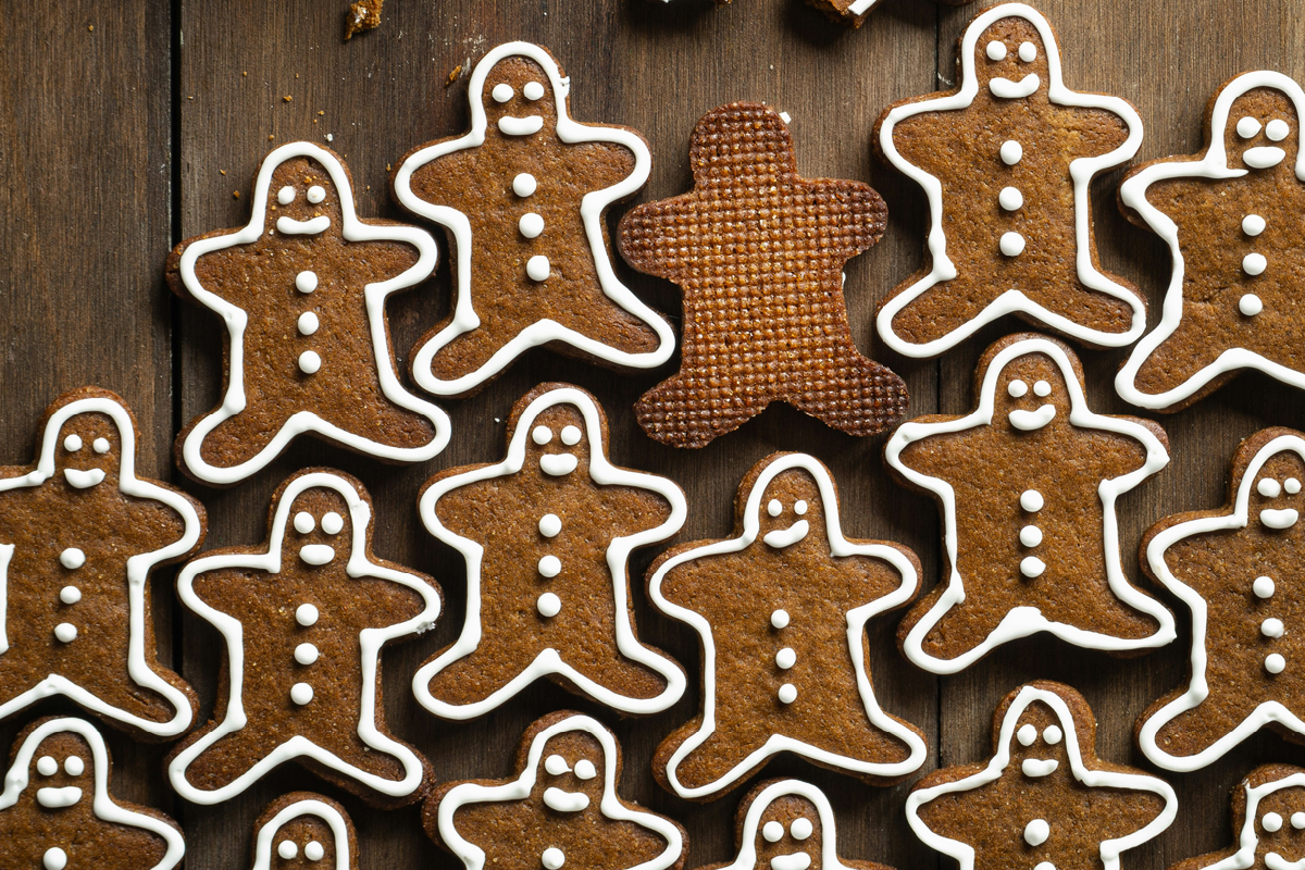 festive food and drink in surrey, food and drink in surrey, food and drink events in surrey, food markets, christmas markets, whats on, guide to whats on, guide to food and drink in surrey, gingerbread men, mince pies, guildford, hampton court, albury vineyard, silent pool, vineyard, december 2025