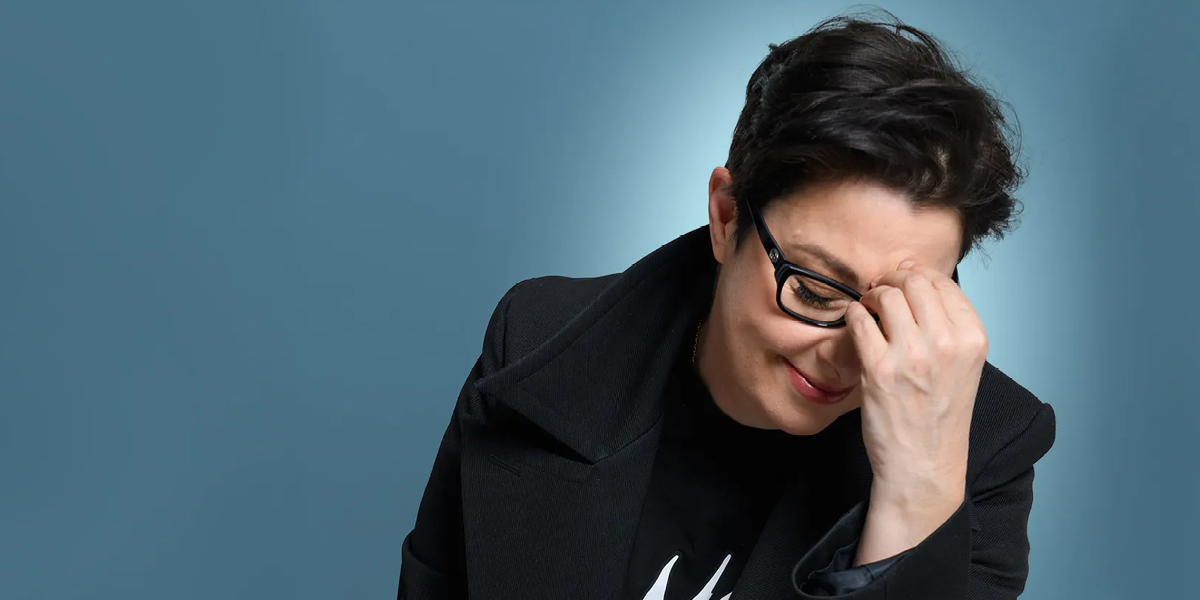 sue perkins, guide to surrey, move to surrey, 