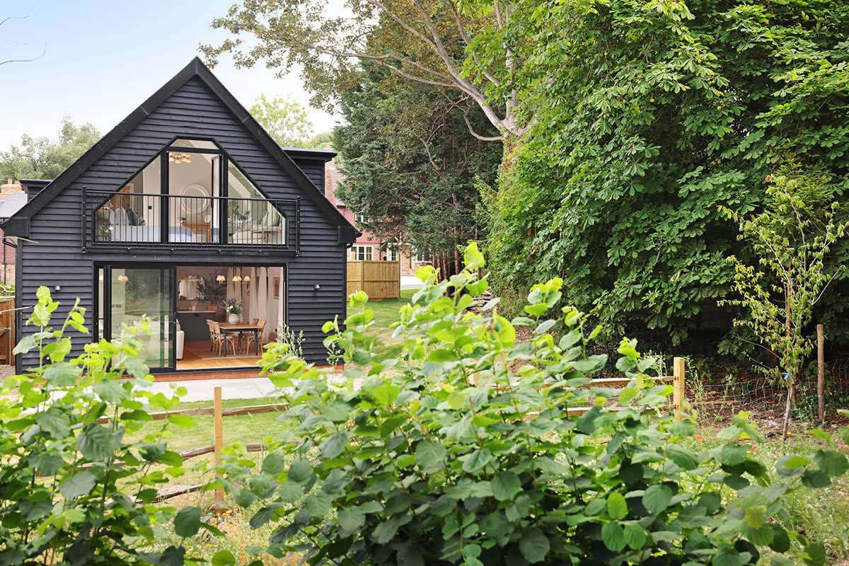 grove barn, effingham, new house for sale in effingham surrey,