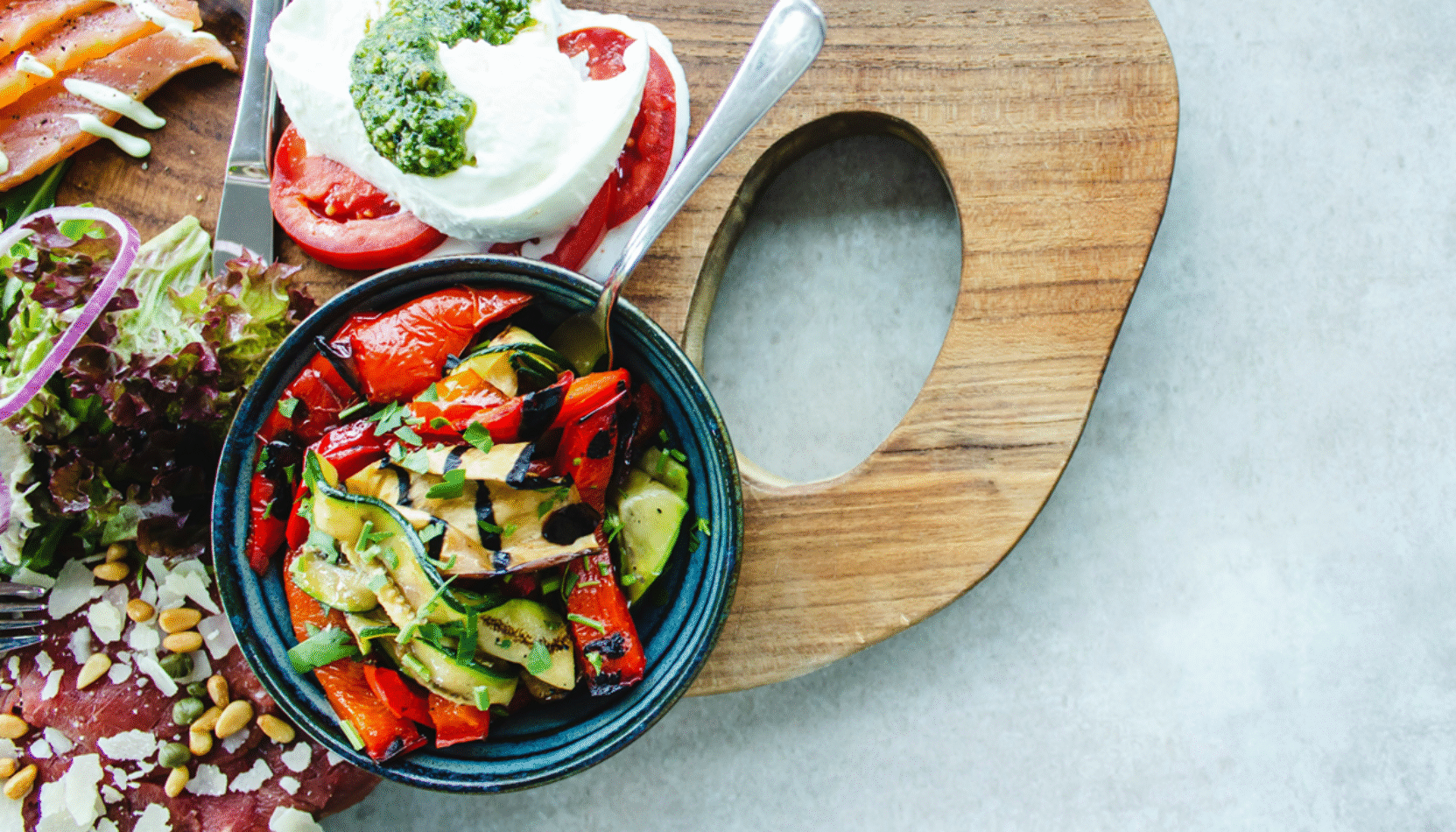 food stuff, food and drink news, food and drink, whats on, food and drink events, surrey, south west london, south downs, food ferstivals, drinks festivals, gin, white whine, anniversary silent pool gin, foodies festival , foodies, foodies news surrey, guide to surrey, guide to whats on,