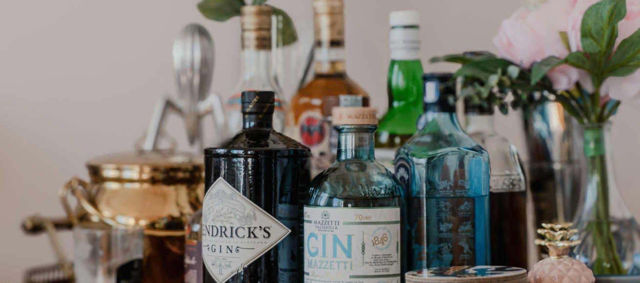 home bar, trolley, drinks trolley, gin, bar, home and garden, house and garden, lifestyle, living, interior, home and interiors, DIY, home hacks, moving house, interiro ideas, home ideas, surrey, guide to surrey, move to surrey, move to residential,