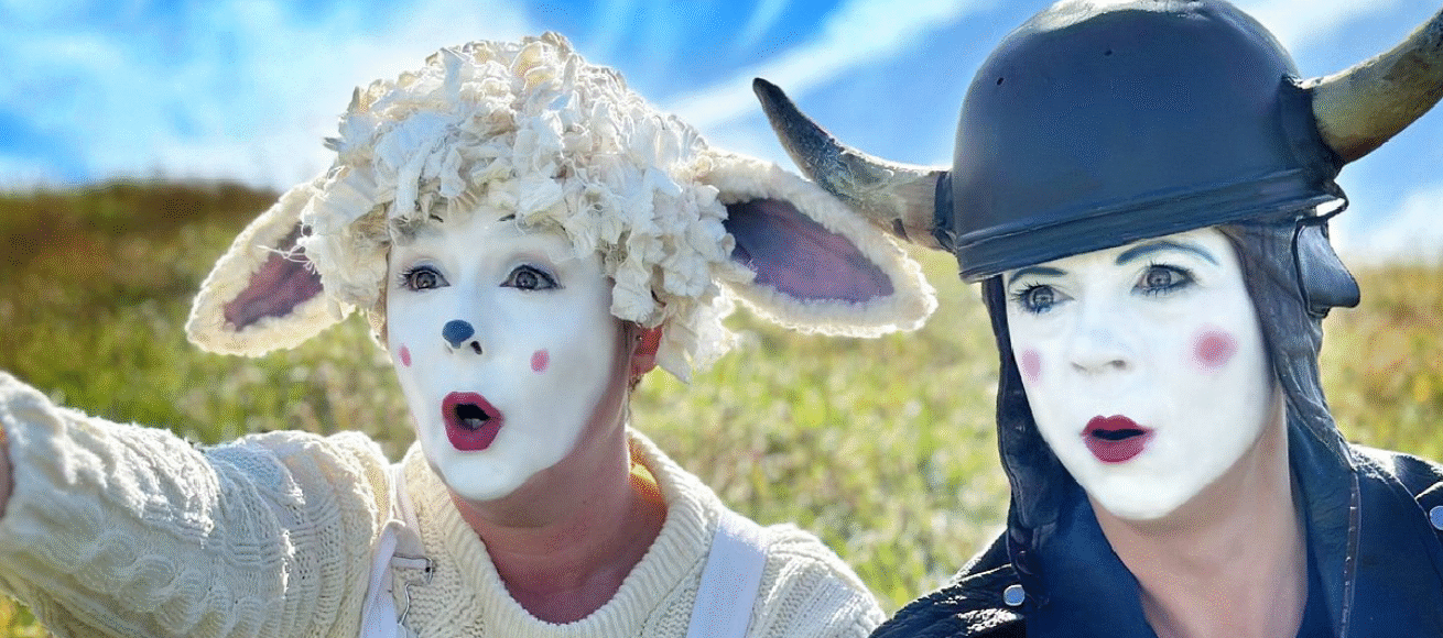 summer theatre, gentle harrys farm, polesden lacey, great bookham, theatre, outdoor entertainment, whats on, guide to whats on, guide to surrey, guide to leatherhead, thnings to do, july 2025, whats on, thats entertainment, culture, arts, move to surrey, visit surrey