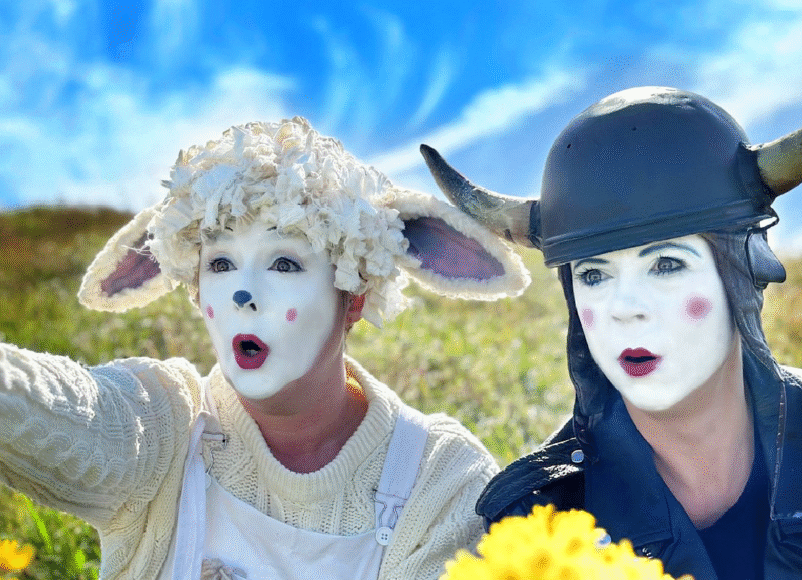 summer theatre, gentle harrys farm, polesden lacey, great bookham, theatre, outdoor entertainment, whats on, guide to whats on, guide to surrey, guide to leatherhead, thnings to do, july 2025, whats on, thats entertainment, culture, arts, move to surrey, visit surrey