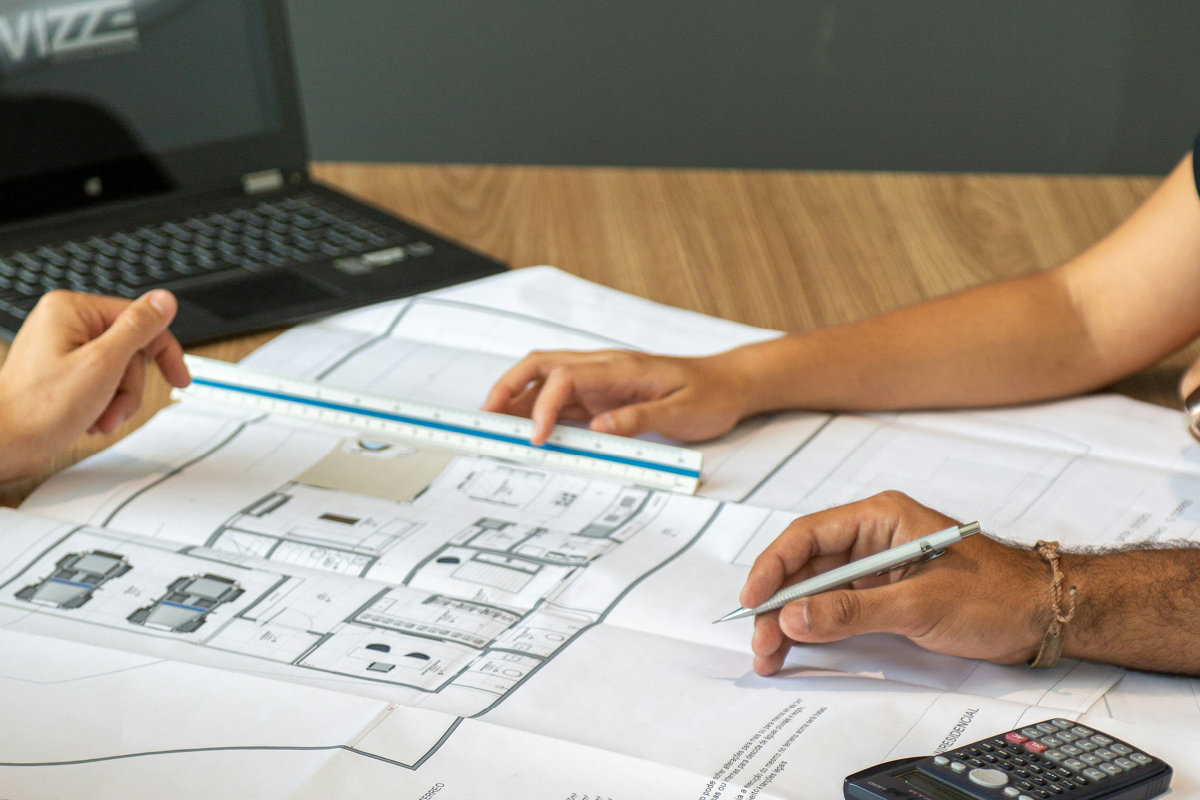 loft conversion, how to plan a loft conversion, architect, planning, house and garden, home and garden, property, home and property, home and living, property and lifestyle, homeowner, property owner, property maintenance tips, cleaning your roof, move to surrey, move to residential, move to london, move to west sussex, move to berkshire, residential advice, property advice, guildford, woking, elmbridge, twickenham, richmond, ealing, acton, guide to surrey, move to surrey, move to publications, move to residential publications, surrey, south west london, south downs, berkshire, ascot, sunninghill, DIY, home hacks, home improvements, renovate, home renovation, visit surrey,