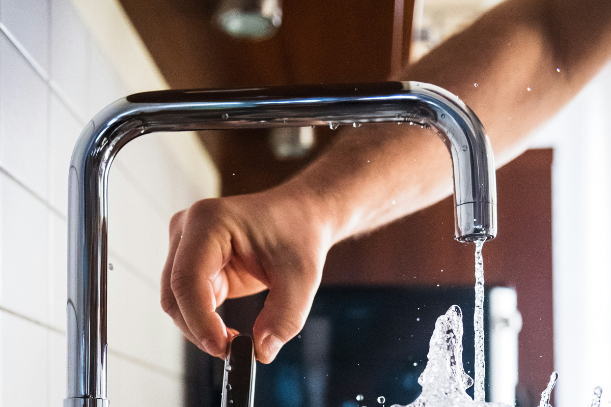 Top 10 home repairs to do, home repairs, winter, house and garden, home and garden, property, home and property, home and living, property and lifestyle, homeowner, property owner, property maintenance tips, cleaning your roof, move to surrey, move to residential, move to london, move to west sussex, move to berkshire, residential advice, property advice, guildford, woking, elmbridge, twickenham, richmond, ealing, acton, guide to surrey, move to surrey, move to publications, move to residential publications, surrey, south west london, south downs, berkshire, ascot, sunninghill, DIY, home hacks, home improvements, renovate, home renovation, visit surrey,