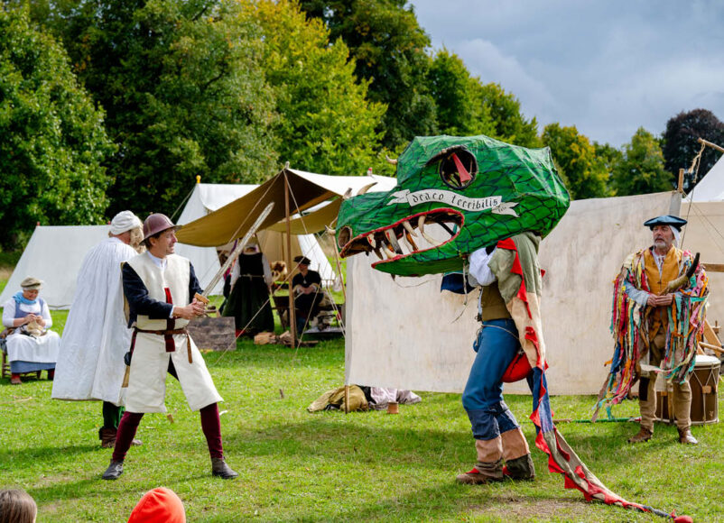 Tudors, tudor weekend, tudor reenactment, west horsley place, surrey, guide to surrey, family events, things to do with the family in surrey this summer, whats on, guide to whats on, guide to whats on in surrey,