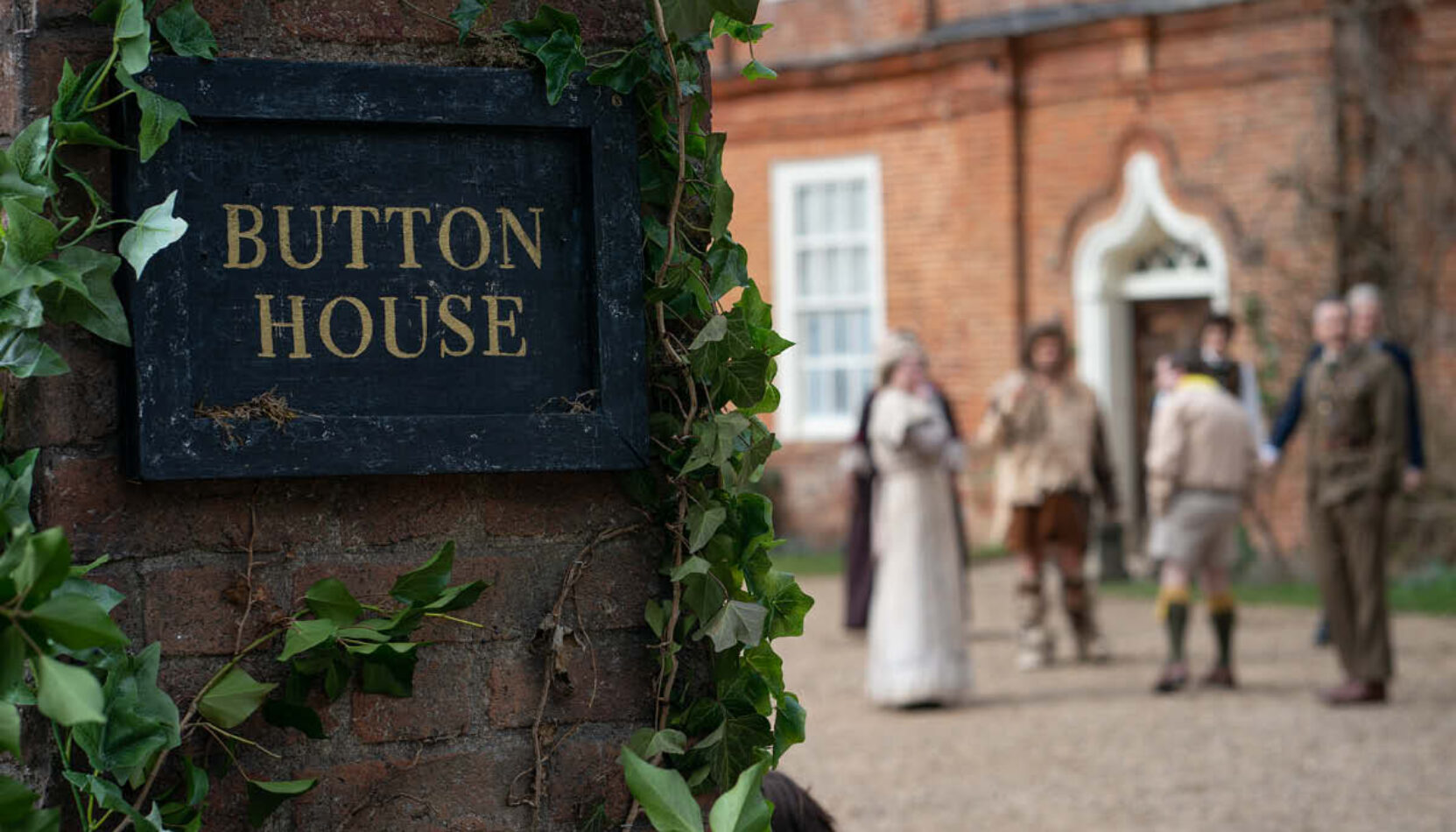 Ghosts, BBC, Button House, Ghosts film, west horsley place, surrey, filming locations, drive in cinema, comedy, halloweeen,